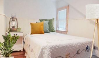 140 Treasure Rd, Narragansett, RI 02882