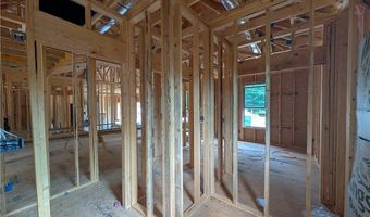12 Banff Ln, Bella Vista, AR 72715