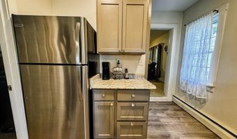 99 Coolidge Ave, Bennington, VT 05201