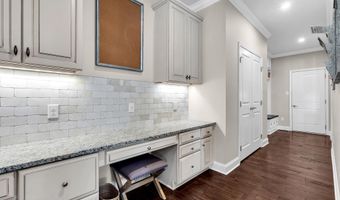 20 Gina Dr, Allentown, NJ 08501