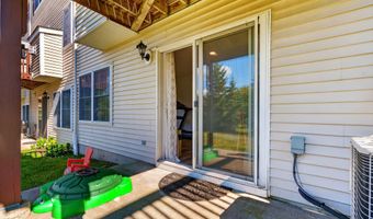 103 Larson Dr 103, Danbury, CT 06810