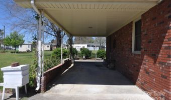 107 Colonial Dr 38, Chester, SC 29706