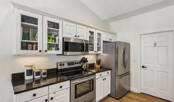 910 NE 45th St, Ankeny, IA 50021