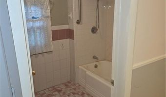 54 Ridge Rd, Warwick, RI 02889