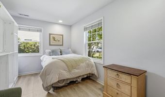 37 Spruce Cir S, Barnegat, NJ 08005
