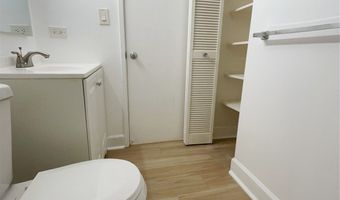 633 Nalanui St 313, Honolulu, HI 96817