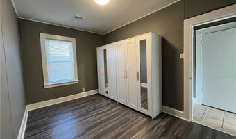 70 Oliver St 3F, Bristol, RI 02809