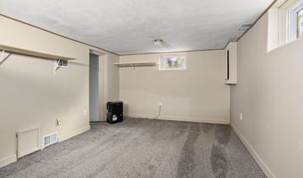 1324 W WASHINGTON St, Appleton, WI 54914