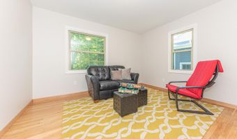 2728 Kimberley Rd, Ann Arbor, MI 48104