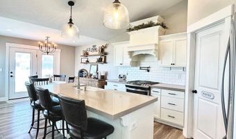 2737 Pinfire Crk, Ammon, ID 83406