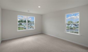 1052 Misty Creek Dr, Aberdeen, NC 28315