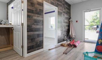 211 Main St, Hopkinton, RI 02804
