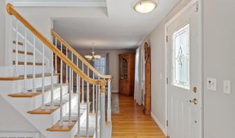 289 South Rd, Bedford, MA 01730