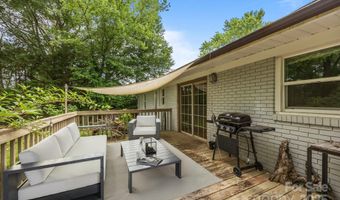 20 Summit Dr, Arden, NC 28704