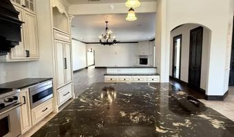 2116 Westridge Rd, Carlsbad, NM 88220