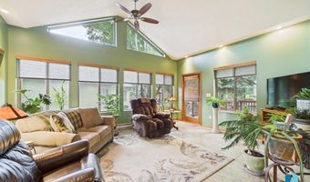 605 S Palmer Dr, Brandon, SD 57005