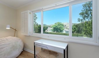 5557 Adelina Ct, Agoura Hills, CA 91301