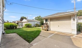 9684 Fox Ave, Allen Park, MI 48101