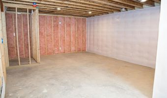 6355 Pawnee, Asbury, IA 52002