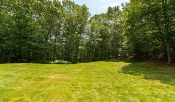 6 Kristen Way, Clinton, CT 06413