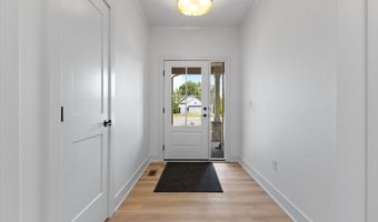 1112 2nd St NE, Altoona, IA 50009