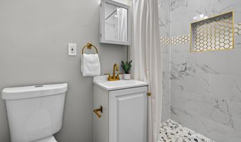 5602 FAIR OAKS Ave, Baltimore, MD 21214