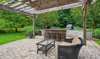 3949 S Michael Rd, Ann Arbor, MI 48103