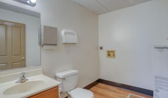 642 S QUEEN St 103, Dover, DE 19904