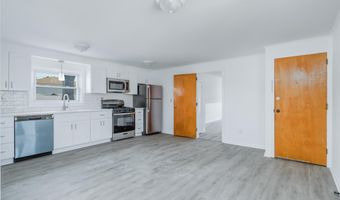 33 E 42ND St 4, Bayonne, NJ 07002