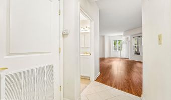 7101 BAY FRONT Dr #202, Annapolis, MD 21403