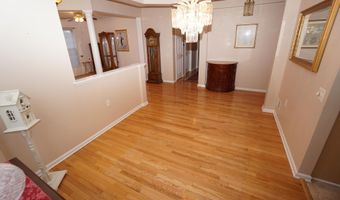 20 Turtle Crk 20, Barnegat, NJ 08005
