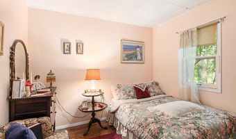 1784 39th St, Allegan, MI 49010