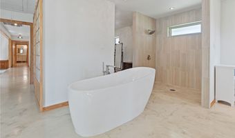 1904 Helen St, Alice, TX 78332