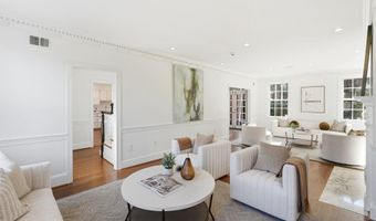 3402 R St NW, Washington, DC 20007