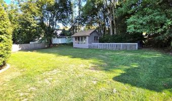 22 GROVE Ave, North Providence, RI 02911