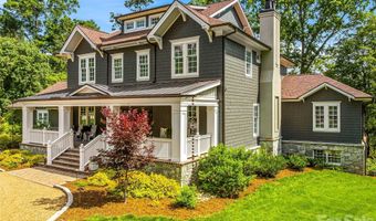1 Cedar Chine Dr, Asheville, NC 28803