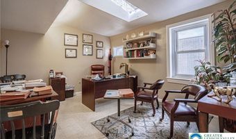 135 N 5th St, Allentown, PA 18102