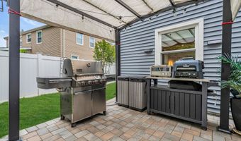 103 Idlewild Ln, Aberdeen, NJ 07747