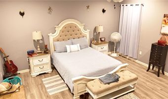 570 County Road 137, Alice, TX 78332