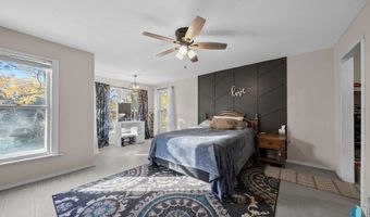 500 W Spruce St, Beresford, SD 57004