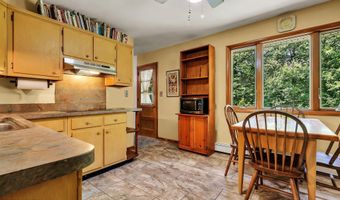 88 Ellisdale Rd, Allentown, NJ 08501
