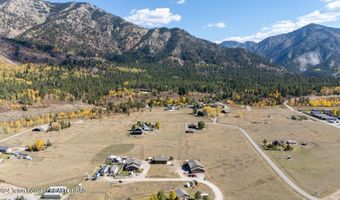 98 CHALET Dr, Alpine, WY 83128