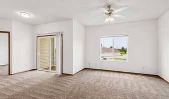 1825 SW White Birch Cir 3, Ankeny, IA 50023