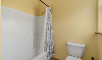 3245 W End Rd, Arcata, CA 95521