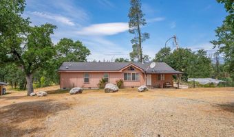 16605 Lassen Ave, Anderson, CA 96007