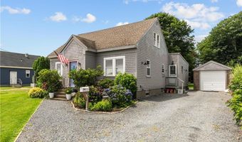 129 Bliss Mine Rd, Newport, RI 02840