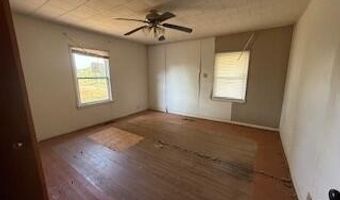 24556 Lawrence 2020, Ash Grove, MO 65604