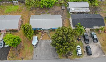 1043 NE 20th St, Belle Glade, FL 33430