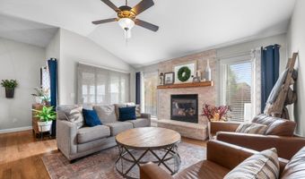 220 S Onewood Dr, Andover, KS 67002