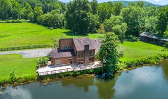 106 DK Ranch Ln, Ashland, KY 41102